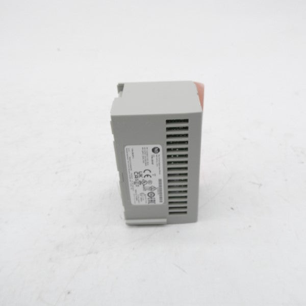 ALLEN BRADLEY 1794-OB16P SER. A 24VDC (WH) NSMP