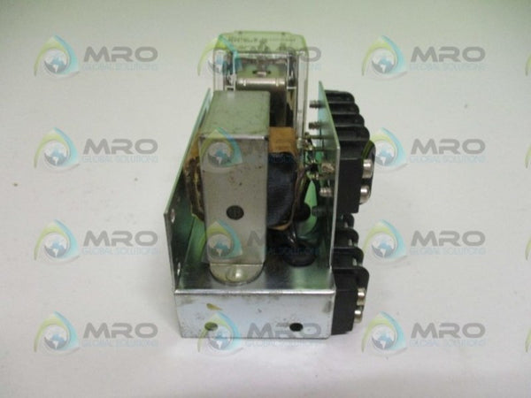 MICRO SWITCH FE-PE2 PHOTOELECTRIC RELAY NSMP
