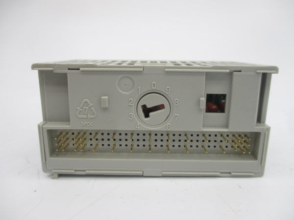 ALLEN BRADLEY 1794-IA16 SER. A 120VAC REV. B01 NSMP