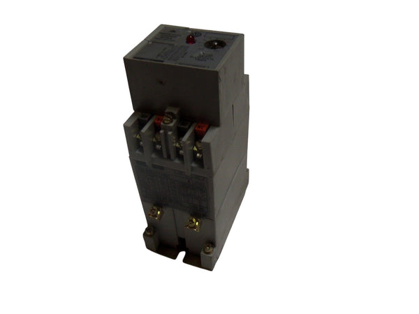 ALLEN BRADLEY 700-RTC111OU1 SERIES A SOLID STATE TIMING RELAY UNMP
