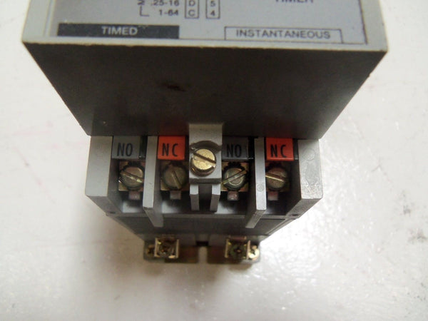 ALLEN BRADLEY 700-RTC111OU1 SERIES A SOLID STATE TIMING RELAY UNMP