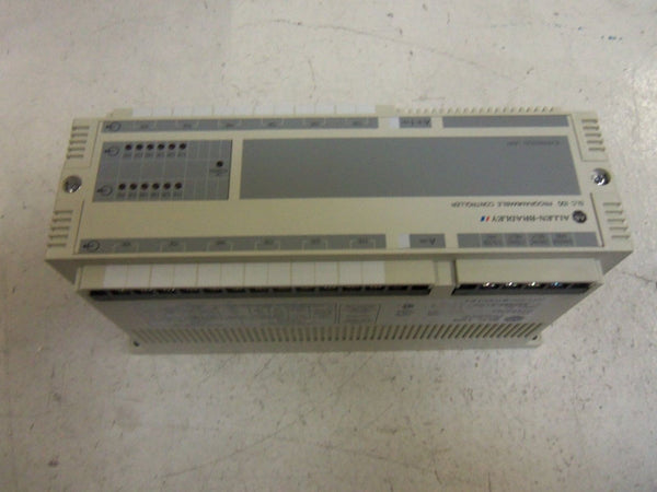 ALLEN BRADLEY SLC 100 1745-E105 SER. C RELAY OUTPUT EXPANSION UNIT NSMP