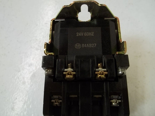 ALLEN BRADLEY 700-N200A24 SER.C CONTACT RELAY  UNMP