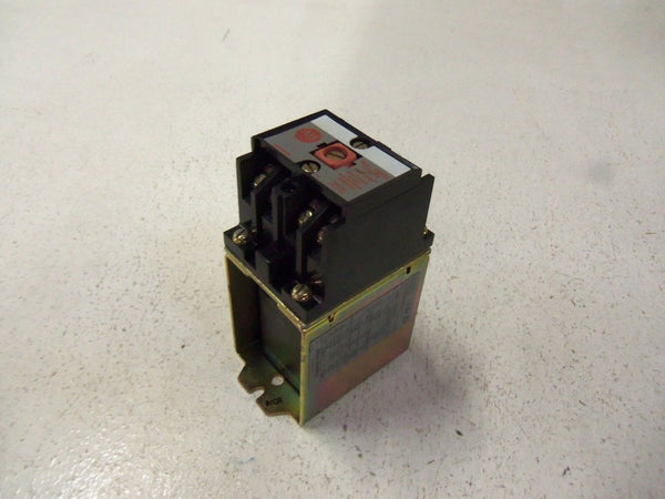 ALLEN BRADLEY DC RELAY 700DC-PK400Z2 SERIES A UNMP