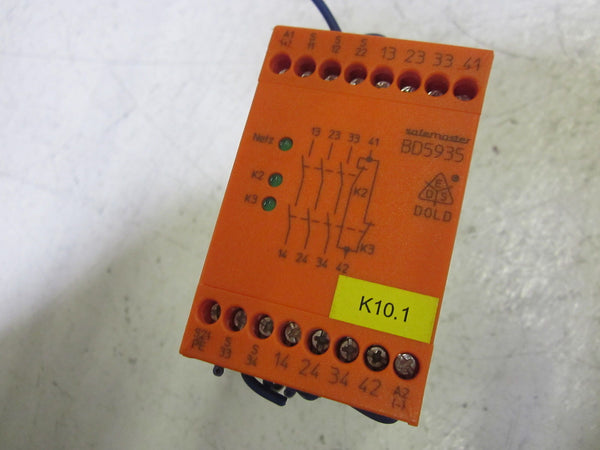 DOLD BD5935 SAFETY RELAY MONITOR UNMP
