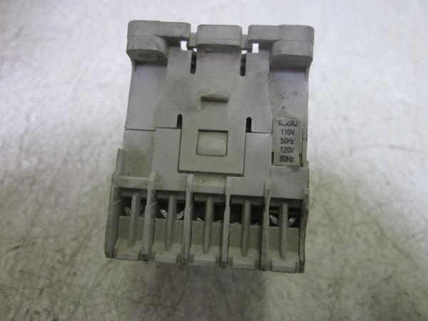 GENERAL ELECTRIC CAE210T CONTACTOR 120V W/ BRE6,3 RELAY UNMP