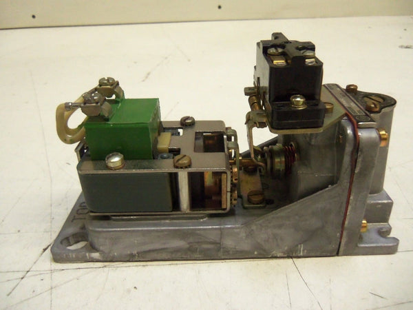 GENERAL ELECTRIC CR2820B110AA2 TIME DELAY RELAY 115V   UNMP