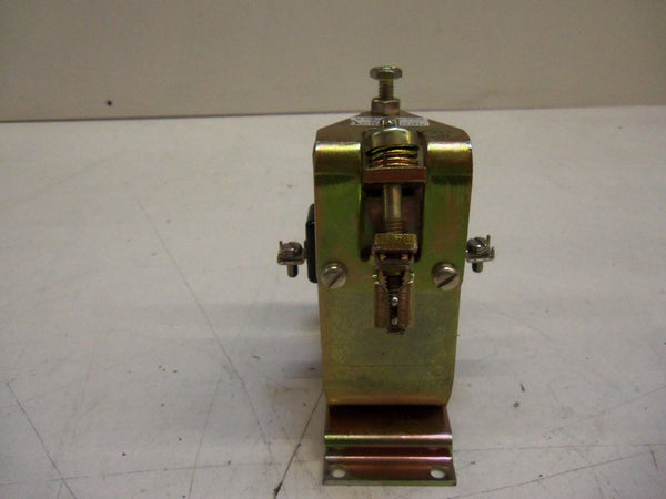 GENERAL ELECTRIC IC2820C100C2 RELAY 600V UNMP