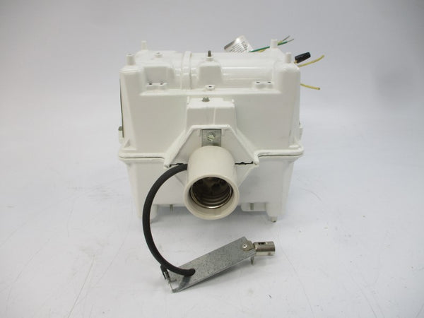HUBBELL BL-A400H8-WH-QSS 277V 4.0A NSMP