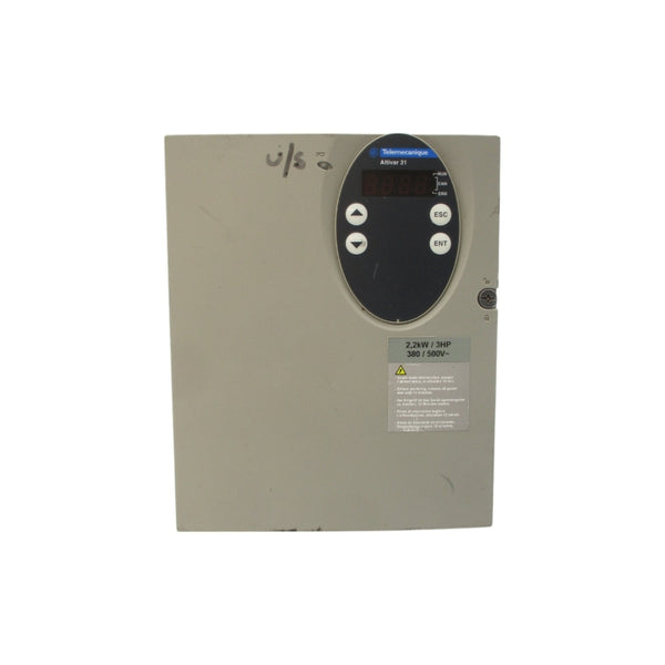 TELEMECANIQUE ATV31HU22N4 380/500V 8.9A UNMP