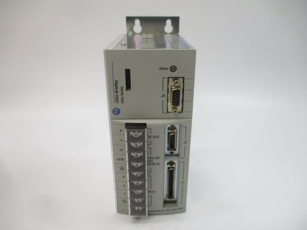 ALLEN BRADLEY 1398-DDM-005 SER. B F/W V1.60 120/240VAC 5A NSMP