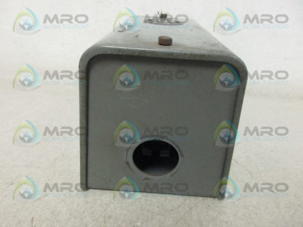 ALLEN BRADLEY 700C20 SER B RELAY UNMP