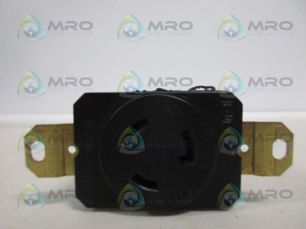 PASS & SEYMOUR L520-R RECEPTACLE NSNP