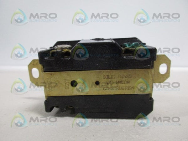 PASS & SEYMOUR L520-R RECEPTACLE NSNP