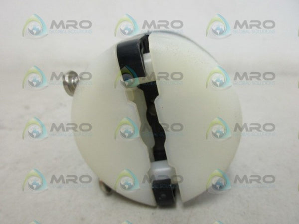 PASS & SEYMOUR L1330-P TURNLOK PLUG NSMP