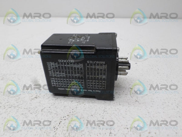 MACROMATIC SS-60228 TIME DELAY RELAY UNMP