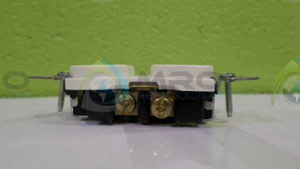 PASS & SEYMOUR 5262-W DUPLEX RECEPTACLE NSMP