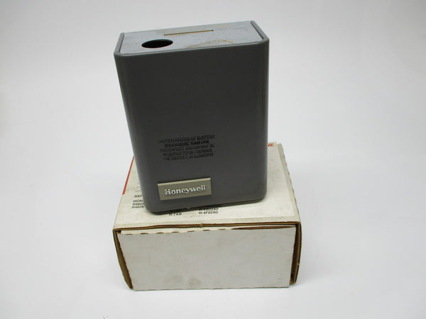 HONEYWELL R482C1089 SWITCHING RELAY 120/240V NSMP