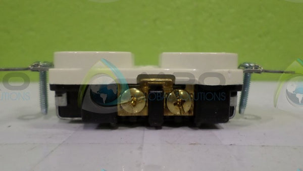 PASS & SEYMOUR 5252-W WHITE DUPLEX RECEPTACLE NSMP