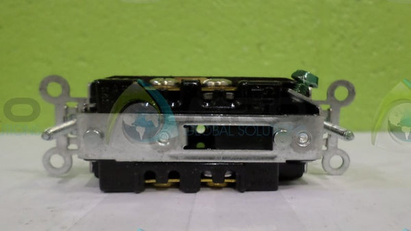 PASS & SEYMOUR 5262 DUPLEX RECEPTACLE NSMP