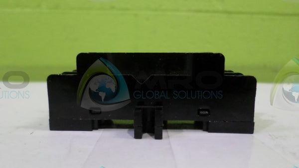 YOUNG DSM-8 RELAY SOCKET 15A 300V UNMP