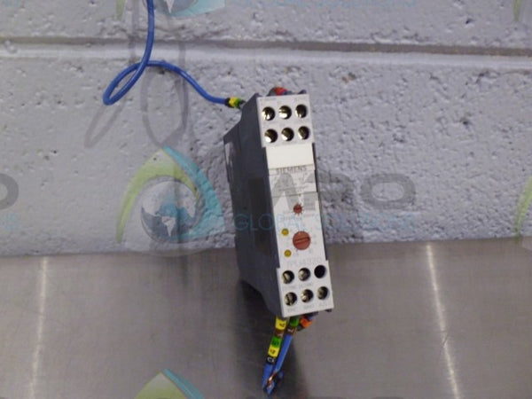 SIEMENS 7PU4320 RELAY CONTROL UNMP