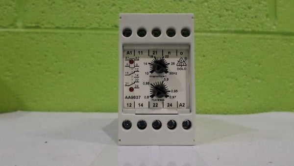 DOLD AA9837.12/032 RELAY VARIMETER FREQUENCY NSMP