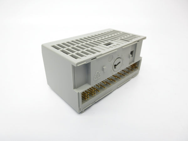 ALLEN BRADLEY 1794-OW8 SER. A 120VAC NSMP