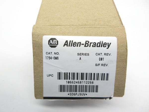 ALLEN BRADLEY 1794-OW8 SER. A 120VAC NSMP
