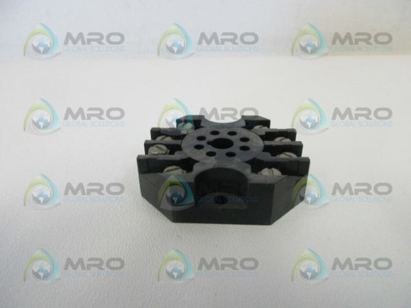 CUSTOM CONNECTORS RB08-PC RELAY SOCKET  UNMP