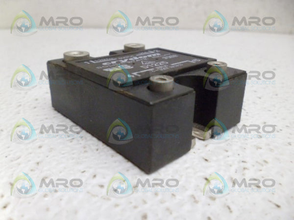 CRYDOM D1225 SOLID-STATE RELAY UNMP