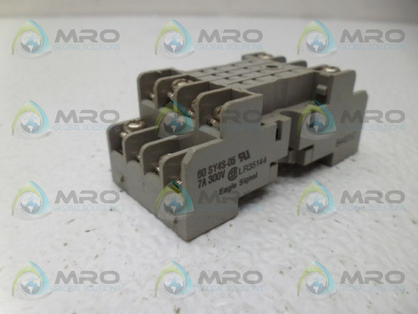 EAGLE SIGNAL SY4S-05 RELAY SOCKET UNMP
