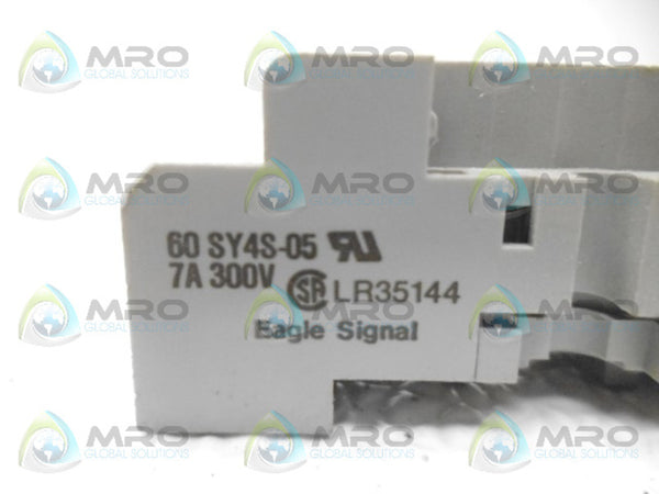 EAGLE SIGNAL SY4S-05 RELAY SOCKET UNMP