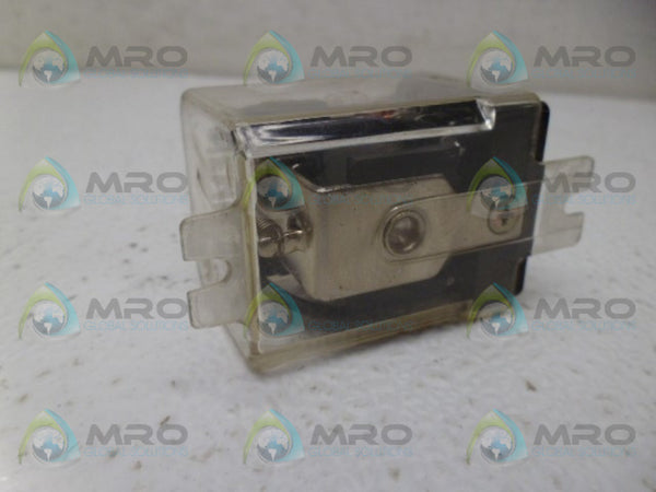 SIEMENS 3TX7121-6DC13 RELAY 24VAC UNMP