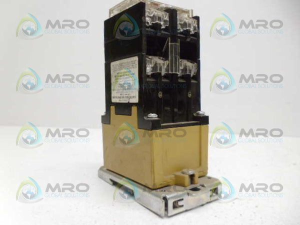 ALLEN BRADLEY 700-PK800DA1 SER. D RELAY UNMP