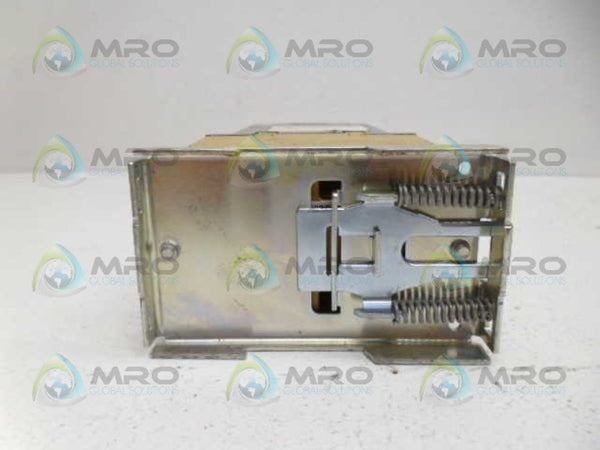 ALLEN BRADLEY 700-PK800DA1 SER. D RELAY UNMP