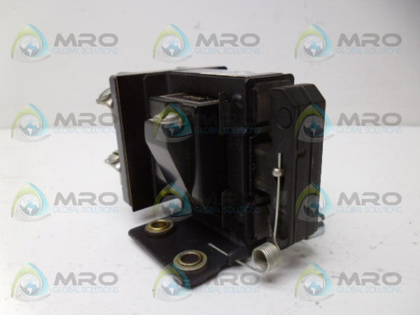 ALLEN BRADLEY 700-C110A24 SER. B CONTROL RELAY UNMP