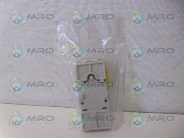 RS COMPONENTS 401-009 RELAY SOCKET BASE NSMP