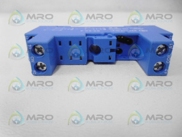 FINDER 95.85.3 RELAY SOCKET 10/12A 300/150VAC NSNP