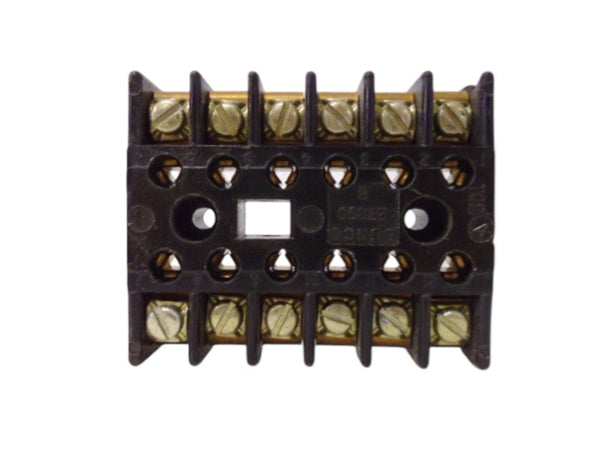 DUNCO 27390B PIN RELAY BASE (AS PICTURED) NSNP