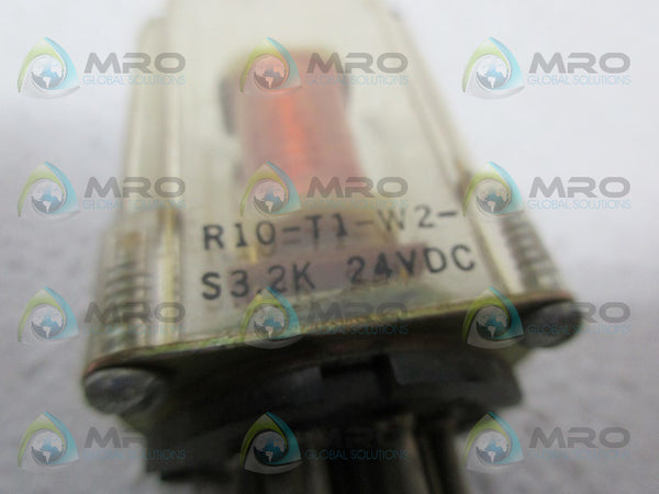 AMF R10-T1-W2S32K GENERAL PURPOSE RELAY UNMP