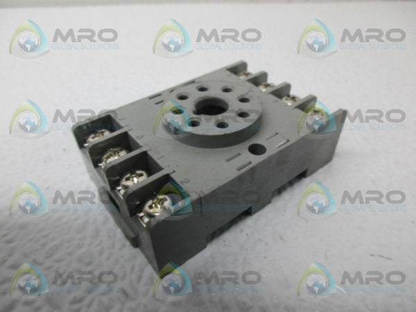 DAYTON 5X852E RELAY SOCKET  UNMP