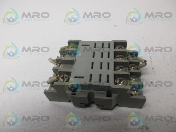WESTINGHOUISE MPS4BST RELAY SOCKET  UNMP