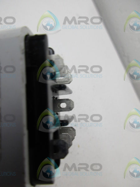 ALLEN BRADLEY 700-HS12AU120 SER.A TIMING RELAY  UNMP