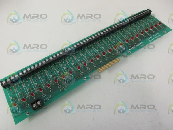 OPTO22 000228-C RELAY CIRCUIT BOARD CARD UNMP