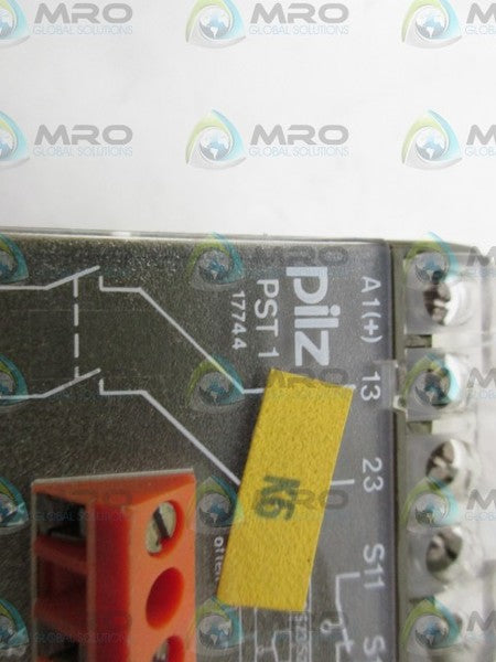 PILZ PST1 SAFETY RELAY (AS PICTURED) UNMP