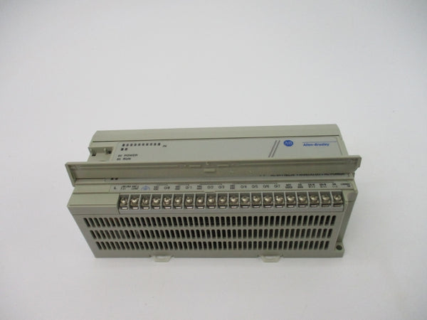 ALLEN BRADLEY 1761-L20AWA-5A SER. A F/W 1.0 100-120VAC (AS PICTURED) NSNP