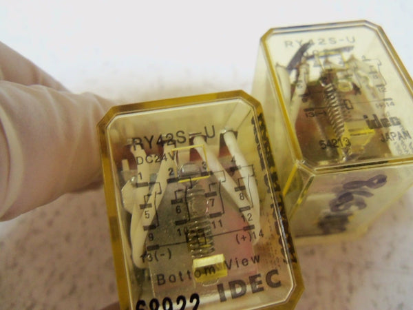 LOT OF 2 IDEC RELAY RY42S-U DC 24V UNMP