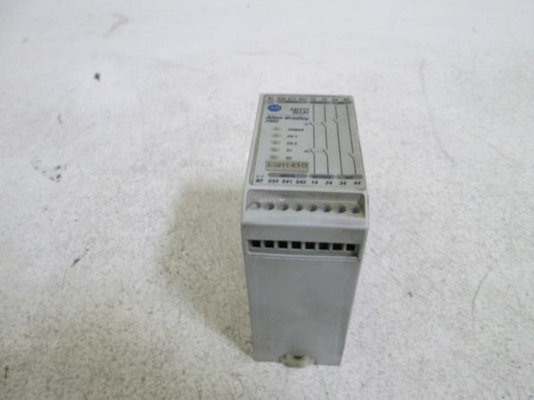 ALLEN BRADLEY SAFETY RELAY 700-ZBL220Z24 SER. A  UNMP