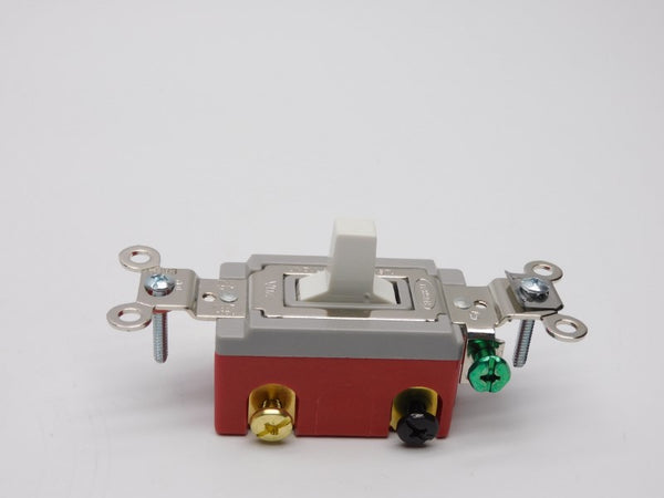 HUBBELL HBL1557W 120-277V 20A NSMP